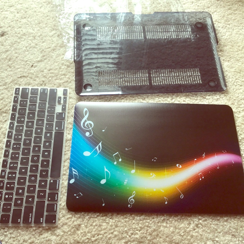 Hard shell laptop case for MacBook Pro 13